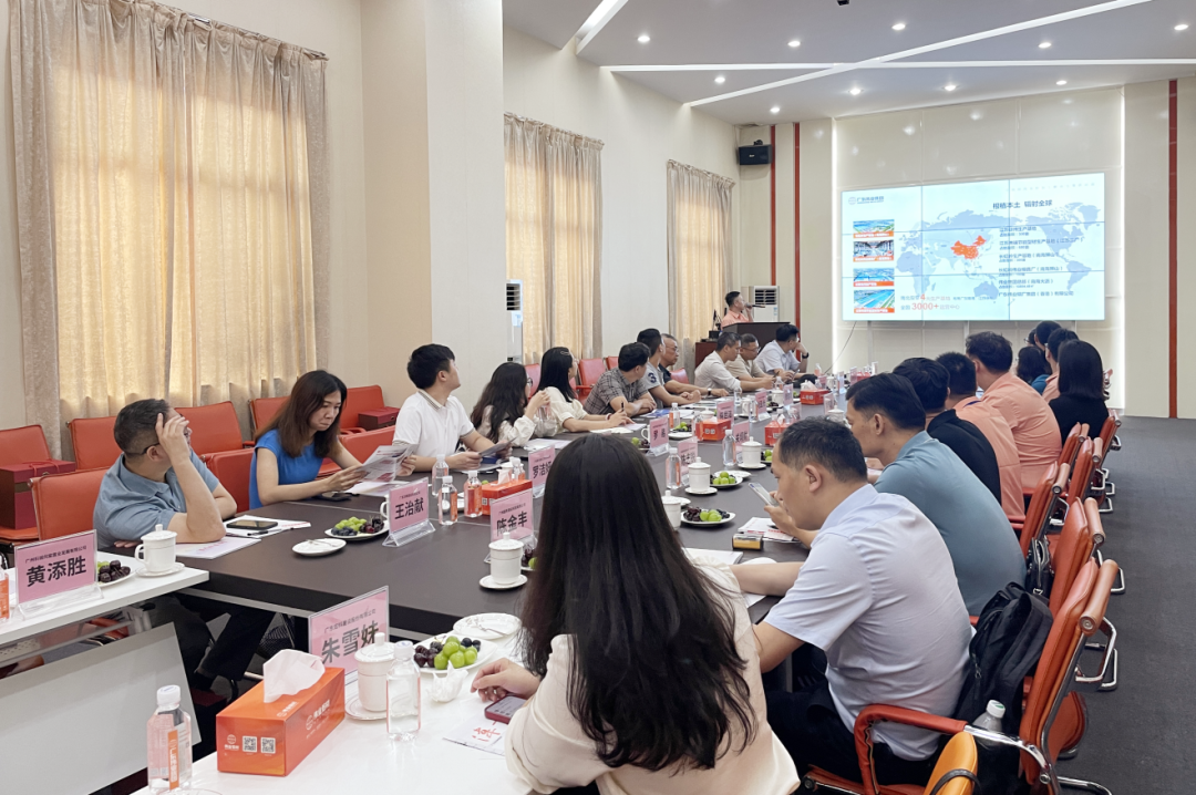 修建行业央国企及头部民企考察团一行莅临尊龙官方网站首页集团考察交流